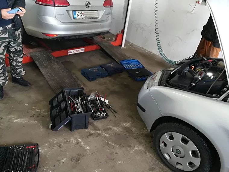 Demontáž žhaviča Komárno