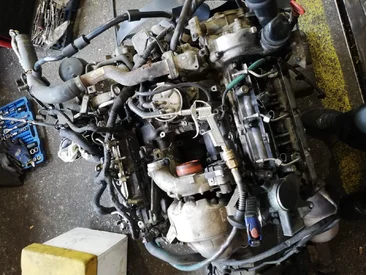 DEMONTÁŽ ŽHAVIČOV Z VYTIAHNUTÉHO MOTORA GALANTA