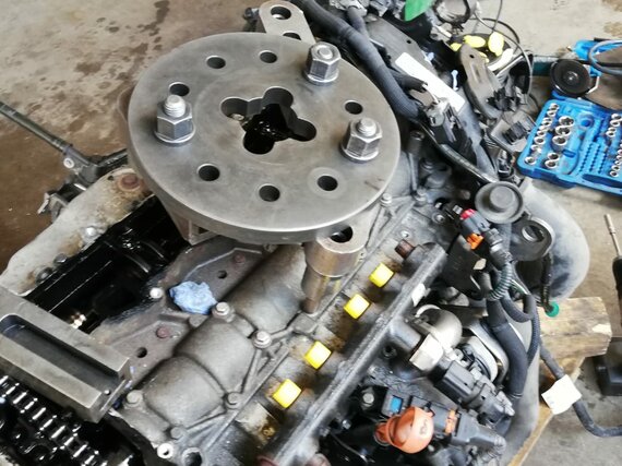 Podstavec hydraulickej sady